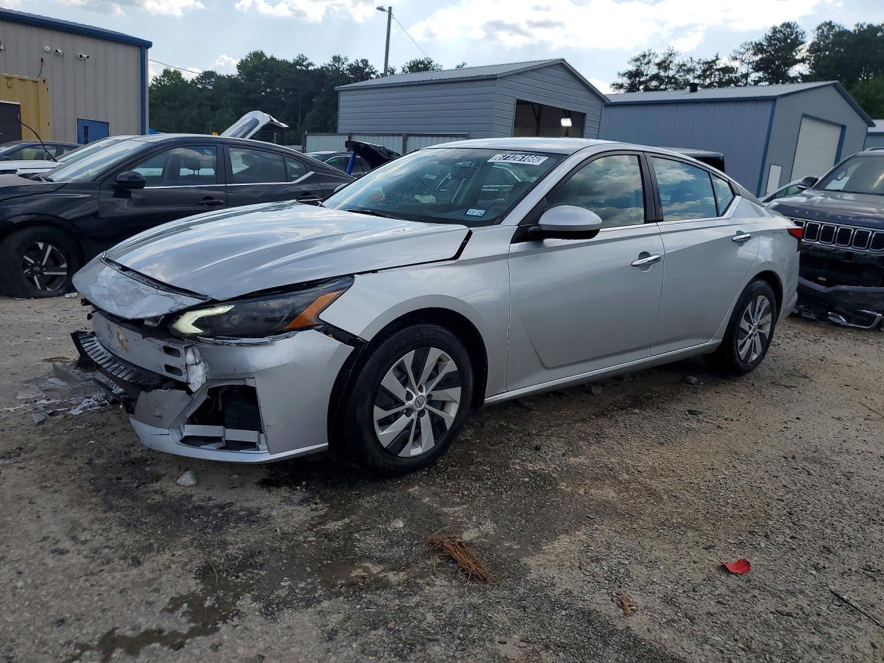 2023 NISSAN ALTIMA S