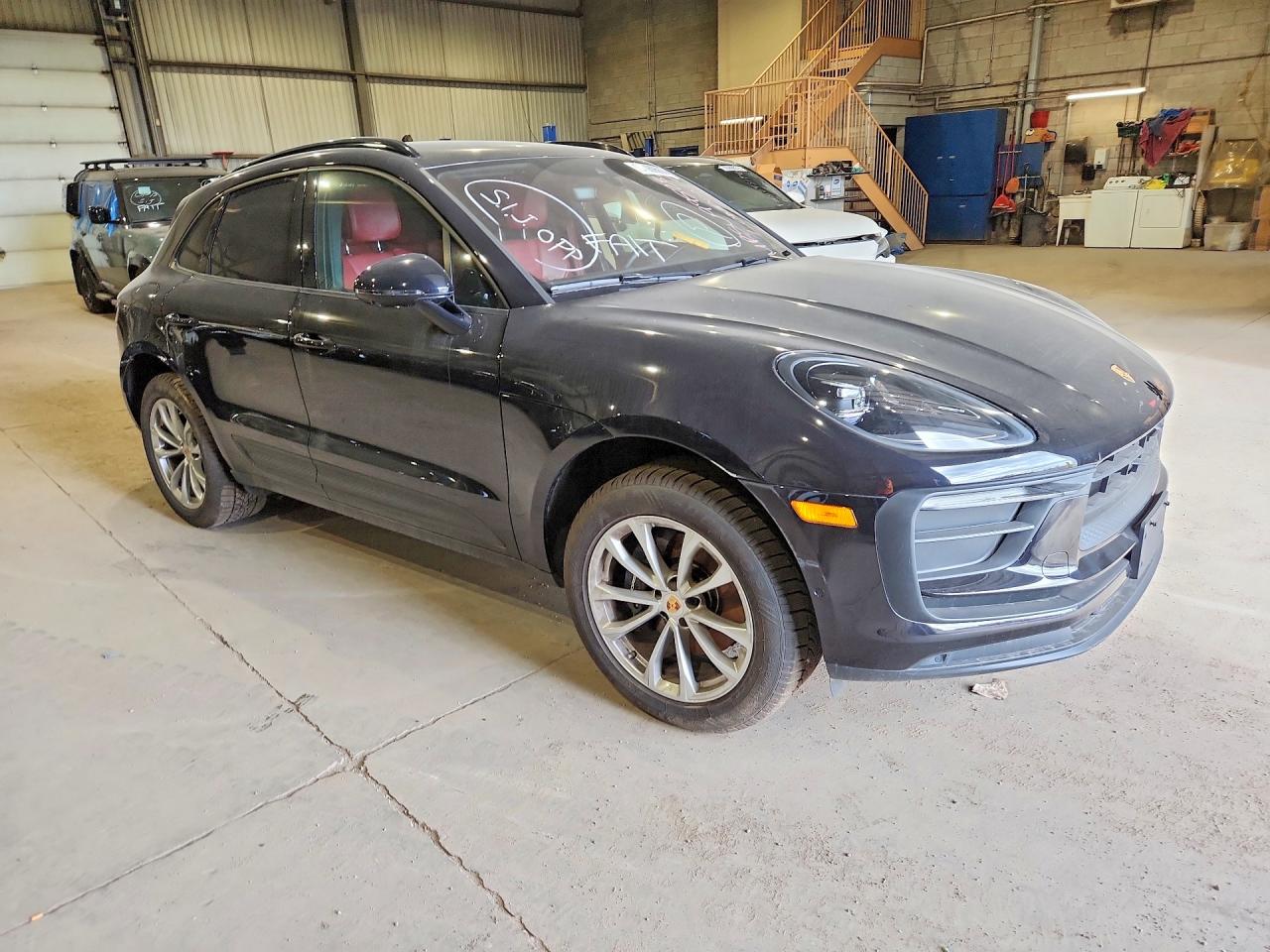 2025 PORSCHE MACAN BASE — снимка 4
