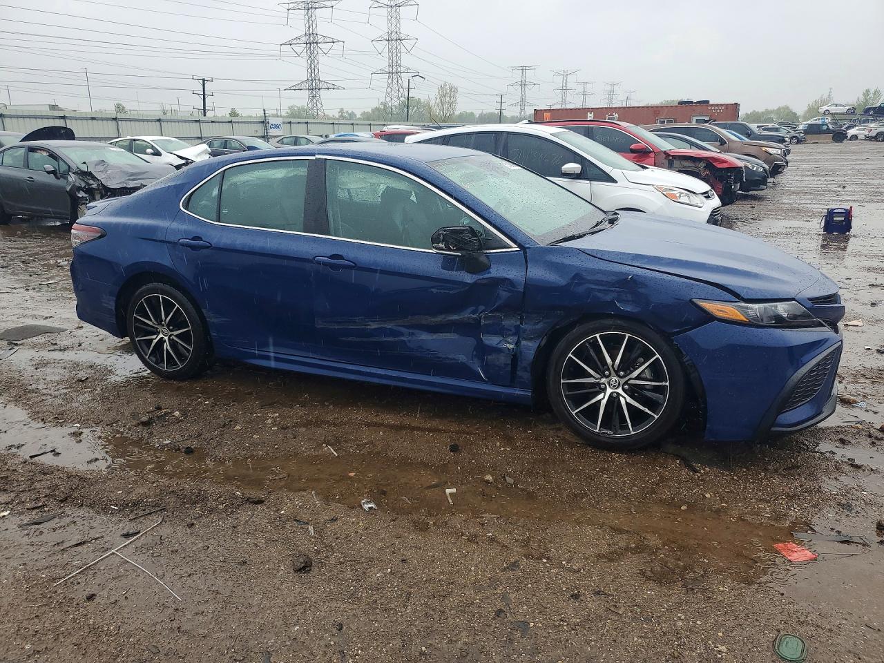2024 TOYOTA CAMRY SE — снимка 4