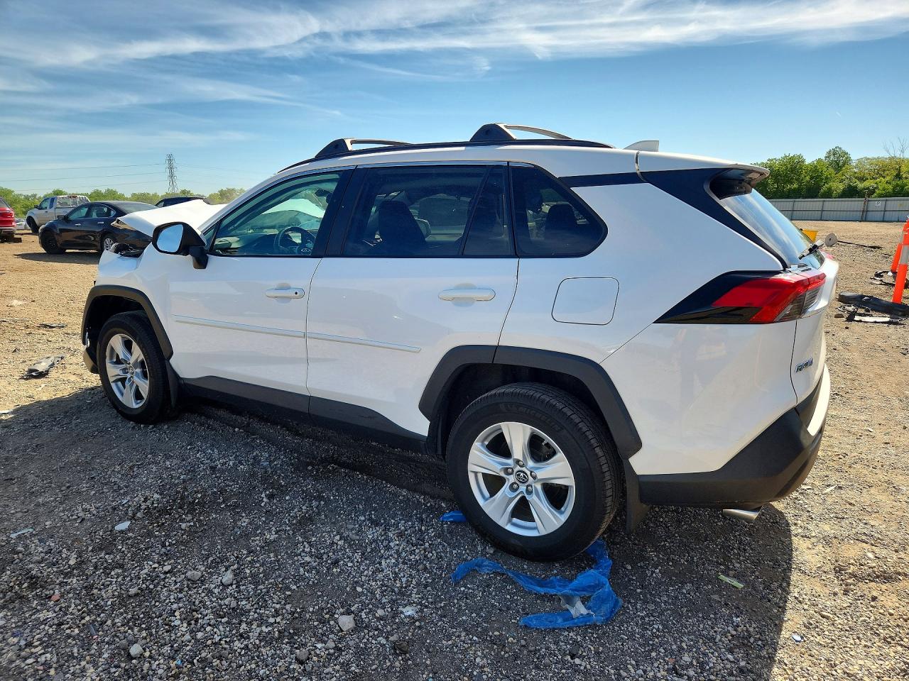 2019 TOYOTA RAV4 XLE — снимка 2