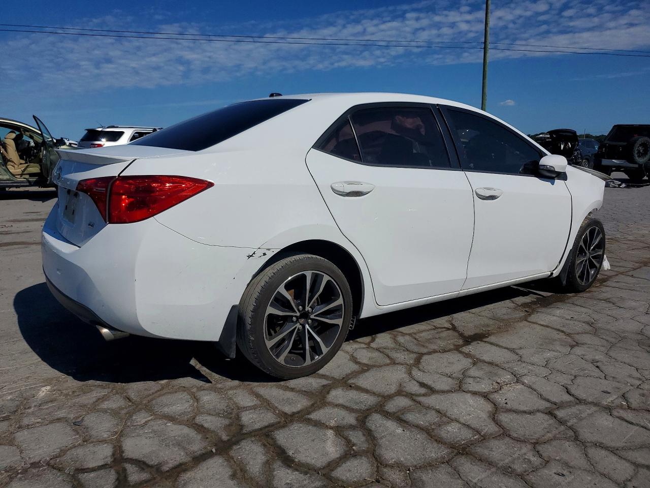 2017 TOYOTA COROLLA SE — снимка 3