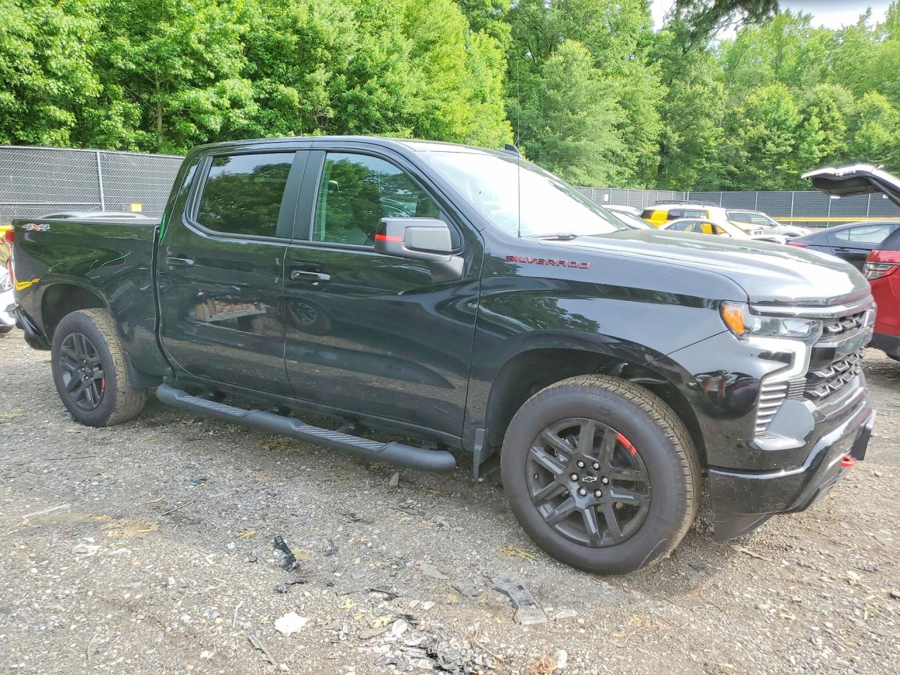 2026 CHEVROLET SILVERADO K1500 RST — снимка 4