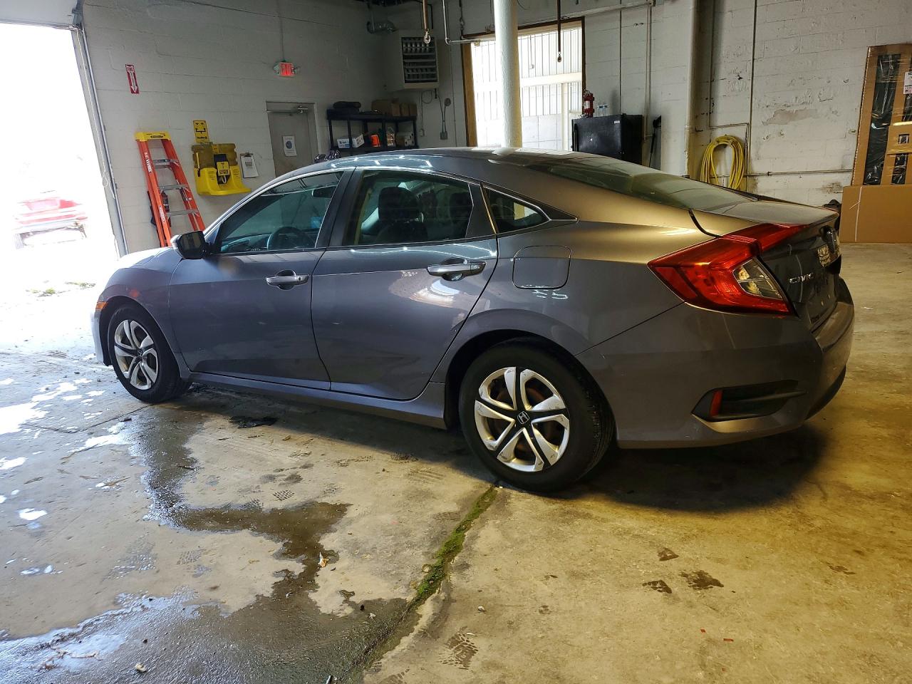 2016 HONDA CIVIC LX — снимка 2