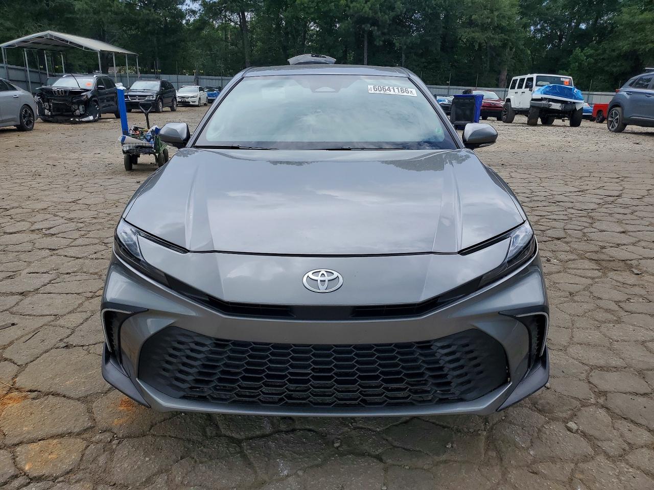 2026 TOYOTA CAMRY SE — снимка 5