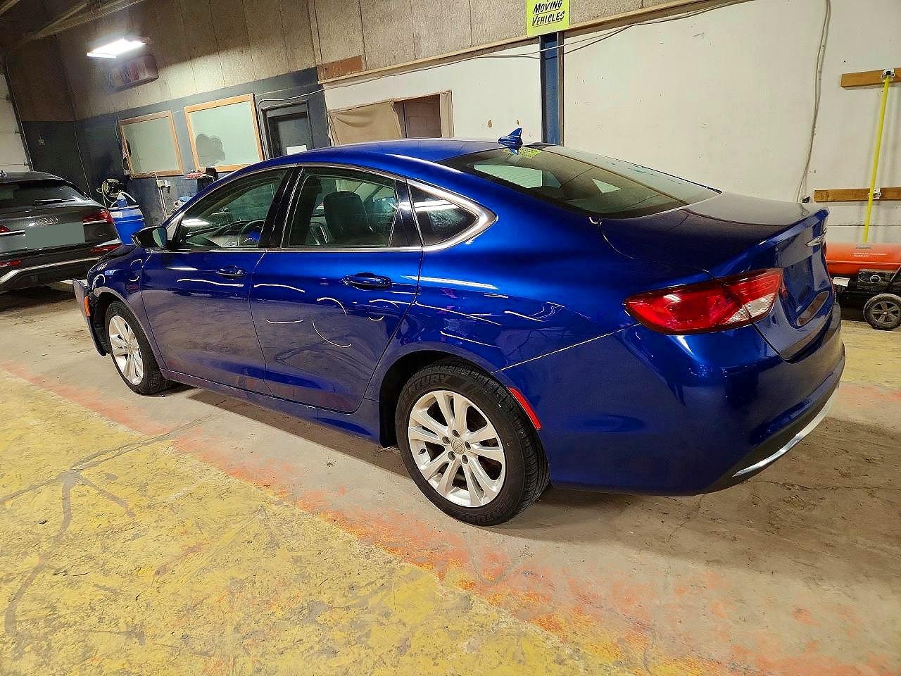 2016 CHRYSLER 200 LIMITED — снимка 2