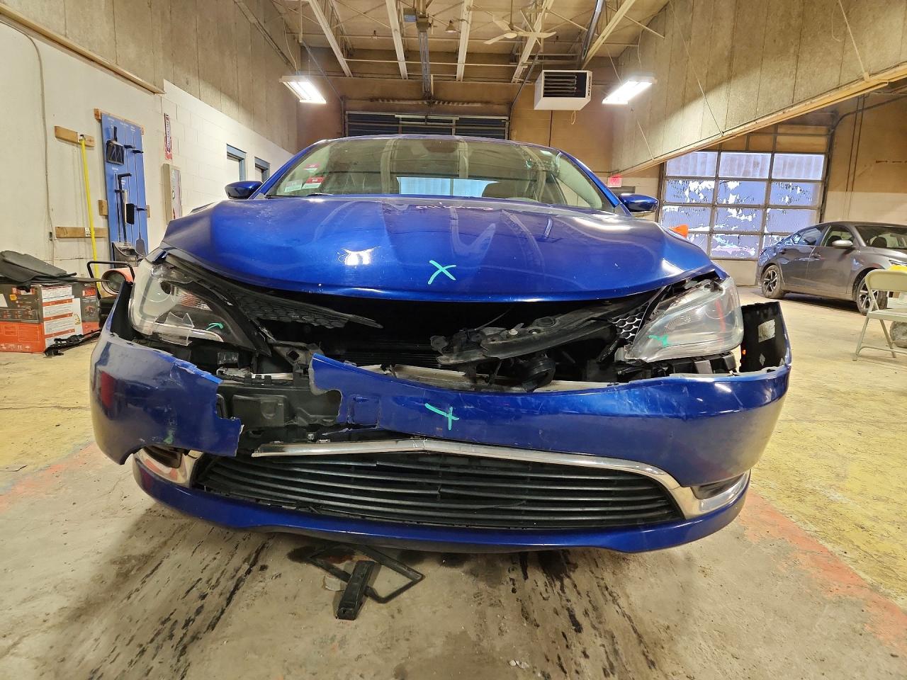 2016 CHRYSLER 200 LIMITED — снимка 5
