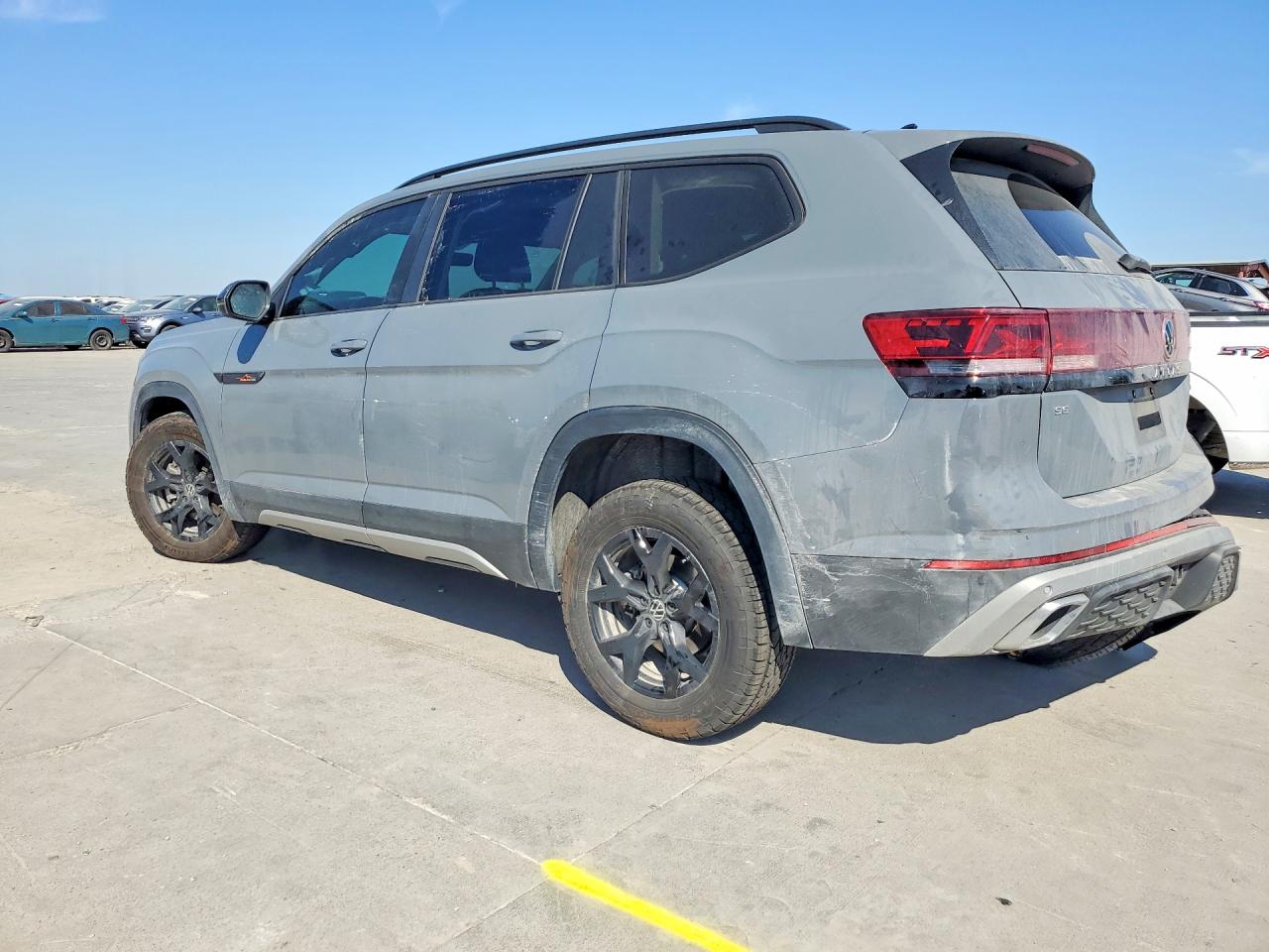 2024 VOLKSWAGEN ATLAS PEAK EDITION SE — снимка 2