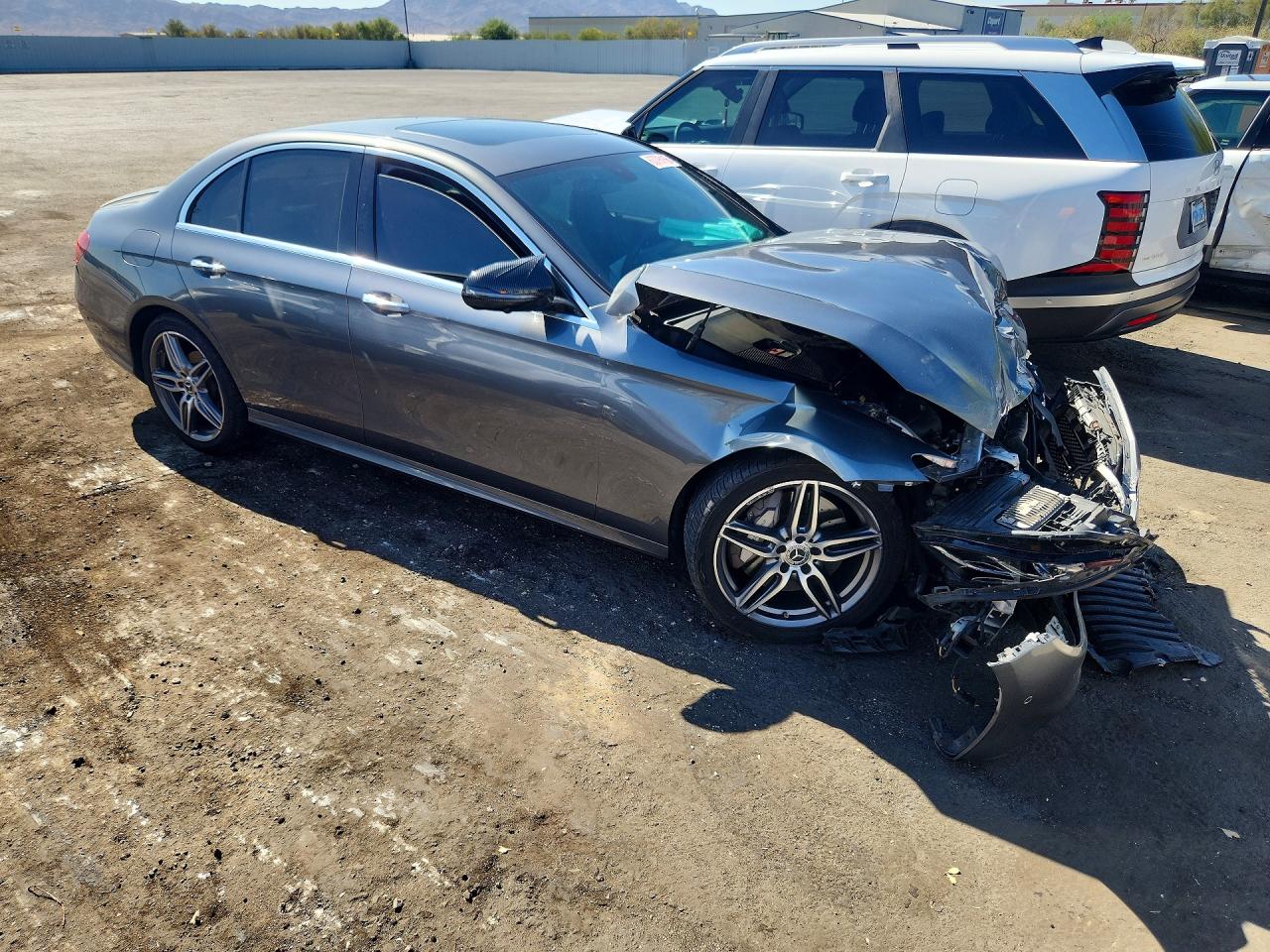2019 MERCEDES-BENZ E 300 — снимка 4