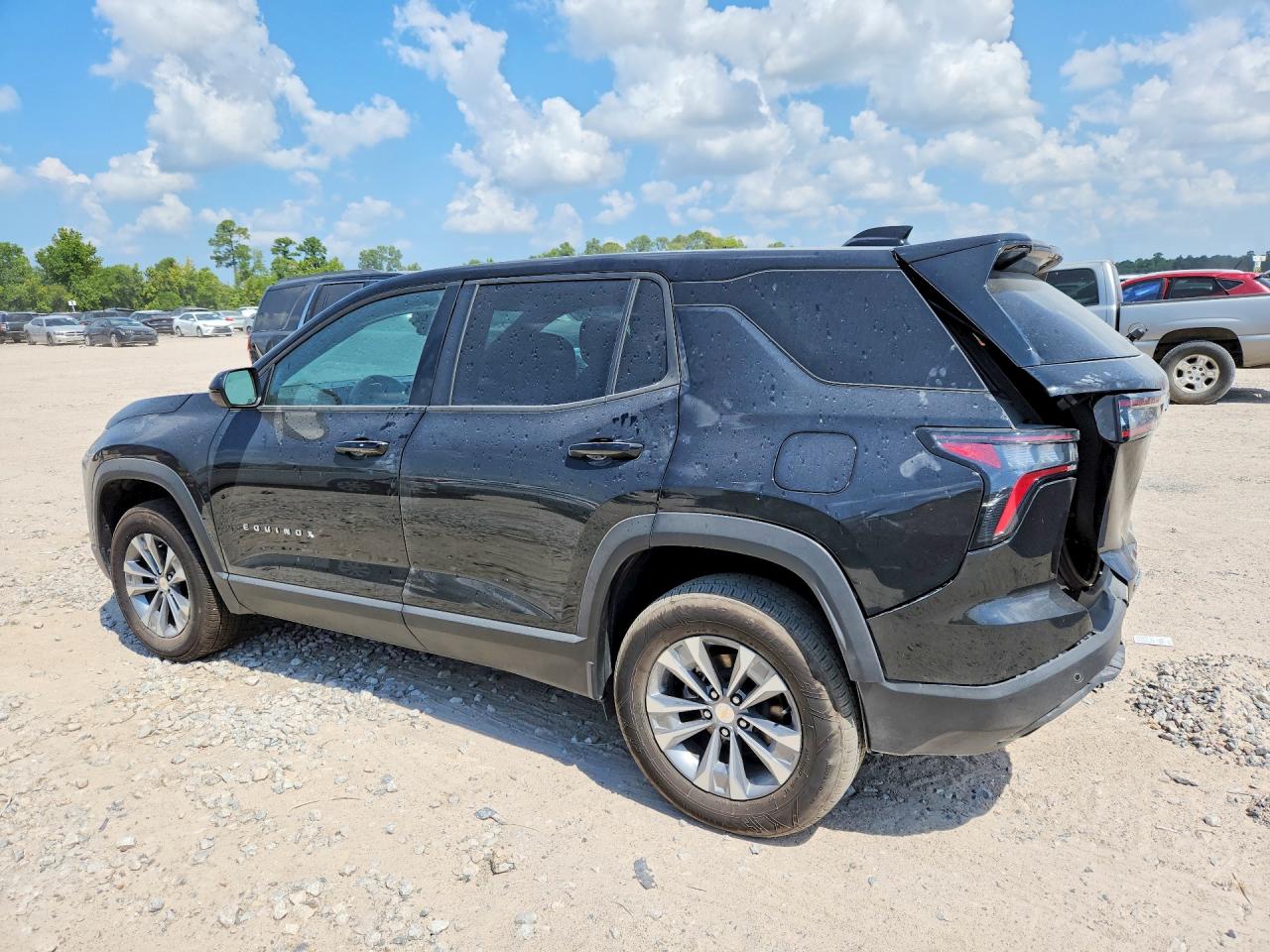 2026 CHEVROLET EQUINOX LT — снимка 2
