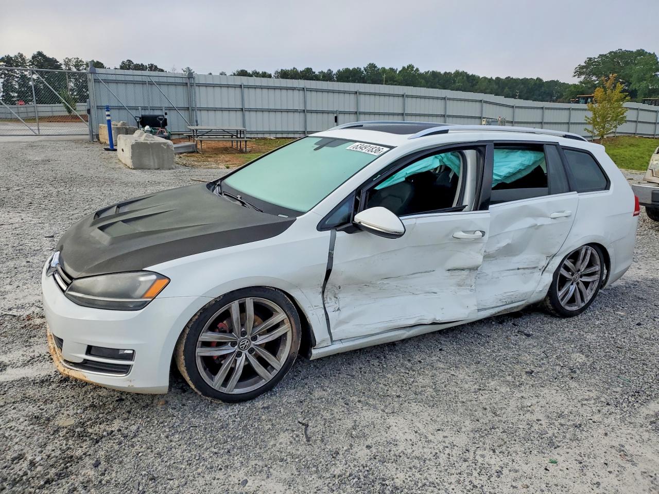 2015 VOLKSWAGEN GOLF SPORTWAGEN TDI S
