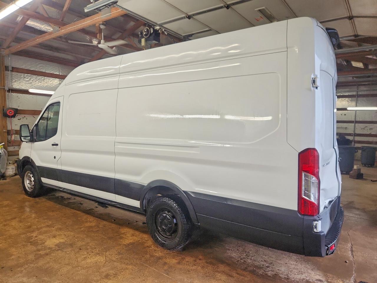 2023 FORD TRANSIT T-250 — снимка 2