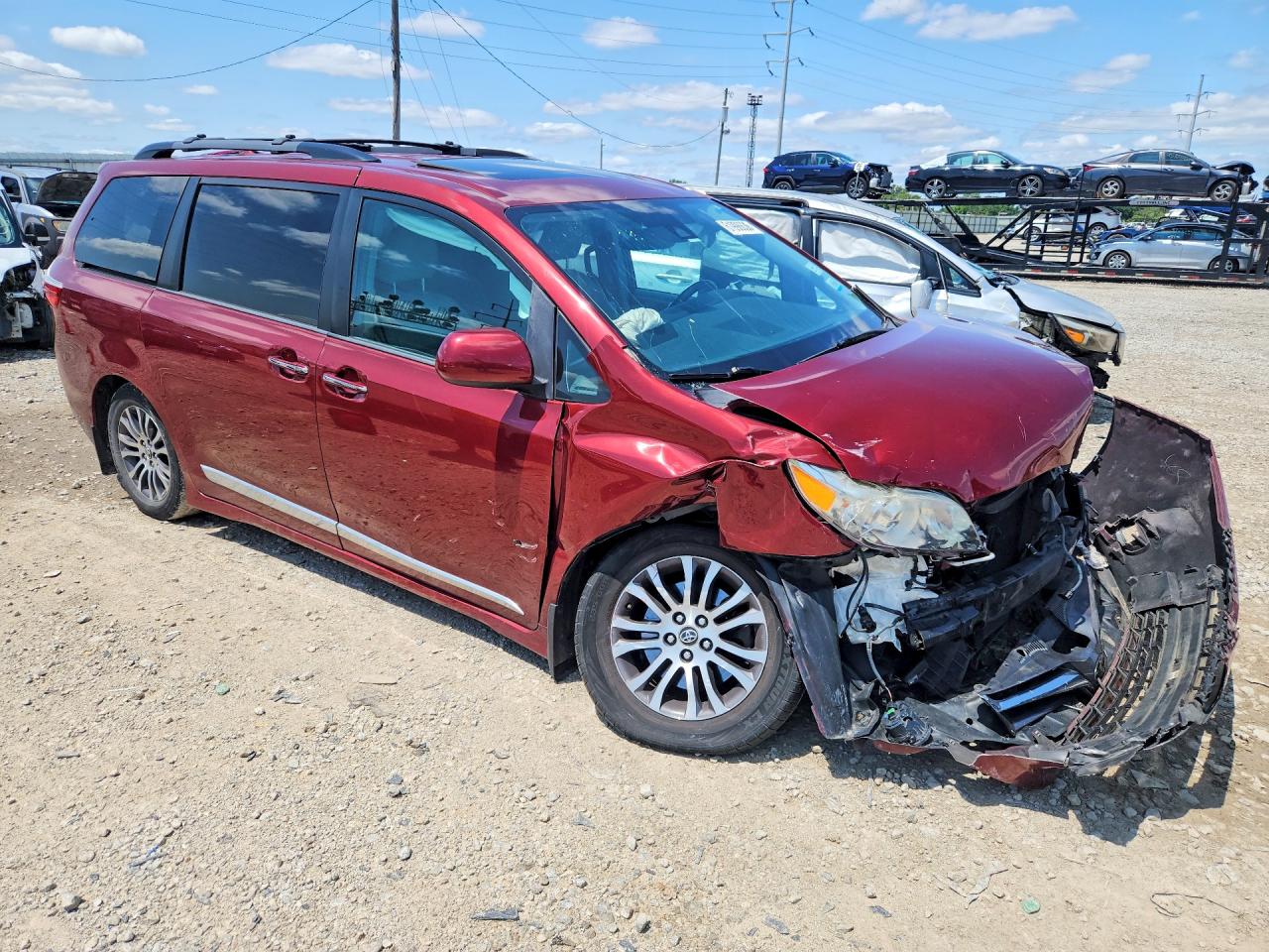 2018 TOYOTA SIENNA XLE 8-PASSENGER — снимка 4