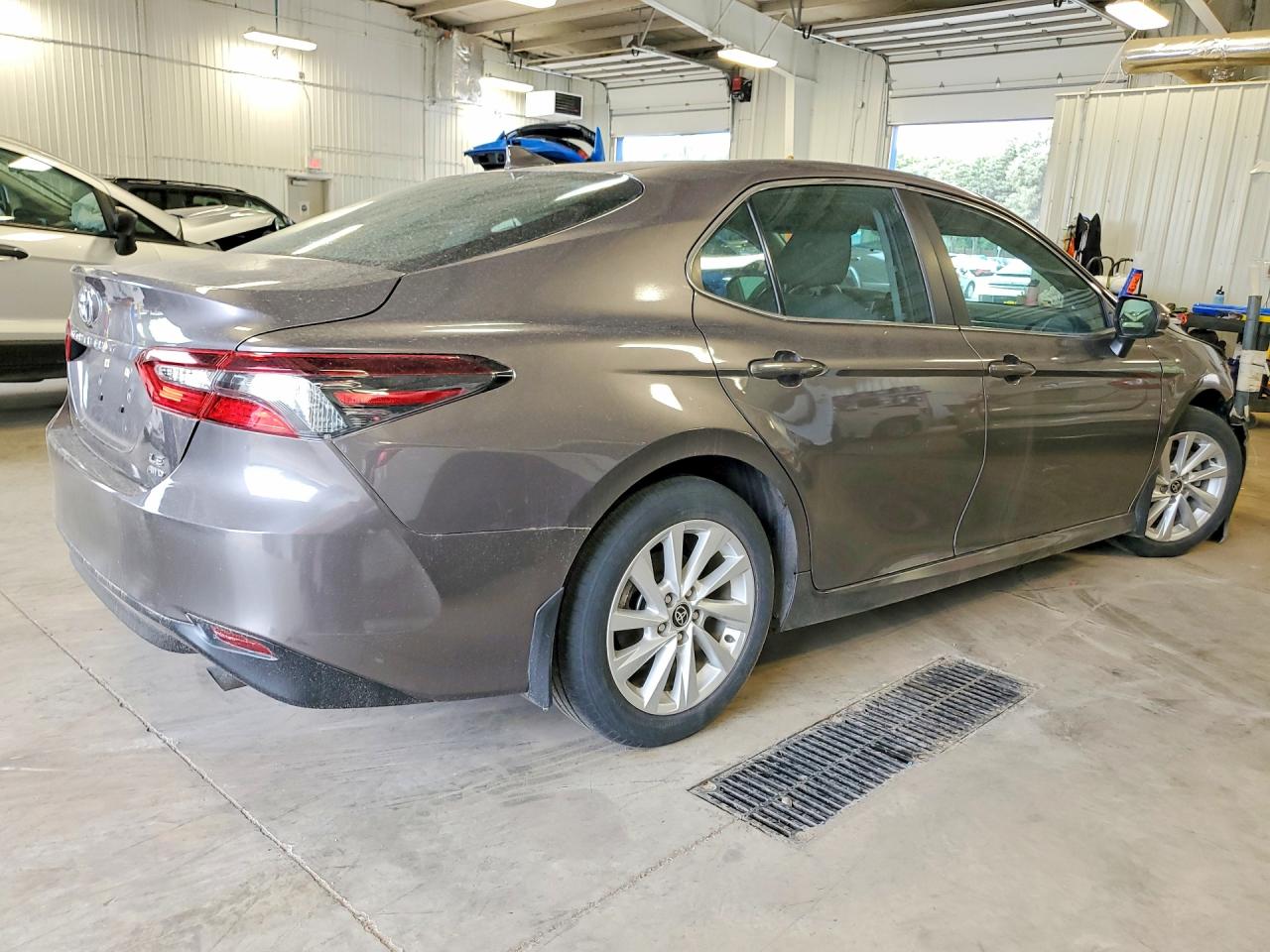2022 TOYOTA CAMRY LE — снимка 3