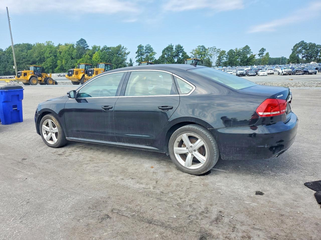 2015 VOLKSWAGEN PASSAT S — снимка 2