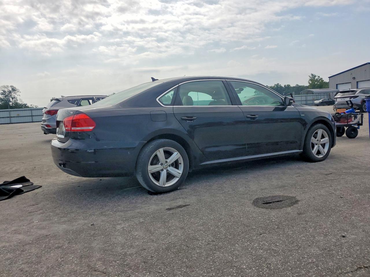 2015 VOLKSWAGEN PASSAT S — снимка 3