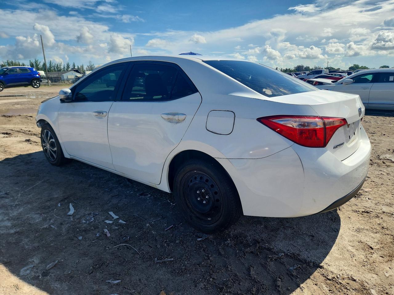 2017 TOYOTA COROLLA LE — снимка 2
