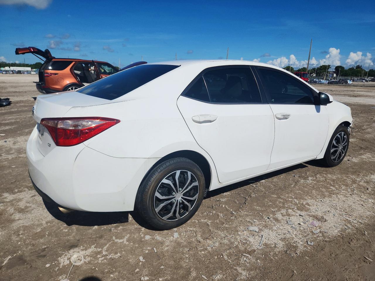 2017 TOYOTA COROLLA LE — снимка 3