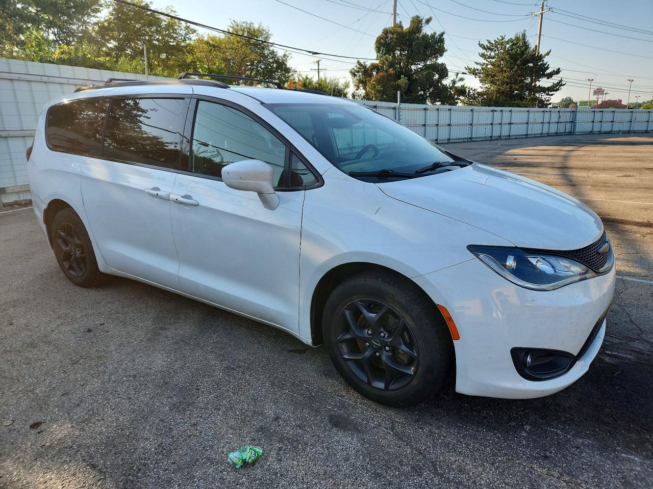 2019 CHRYSLER PACIFICA TOURING L PLUS — снимка 4