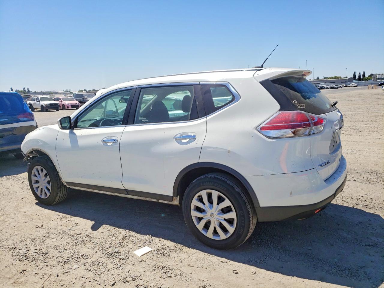 2015 NISSAN ROGUE S — снимка 2