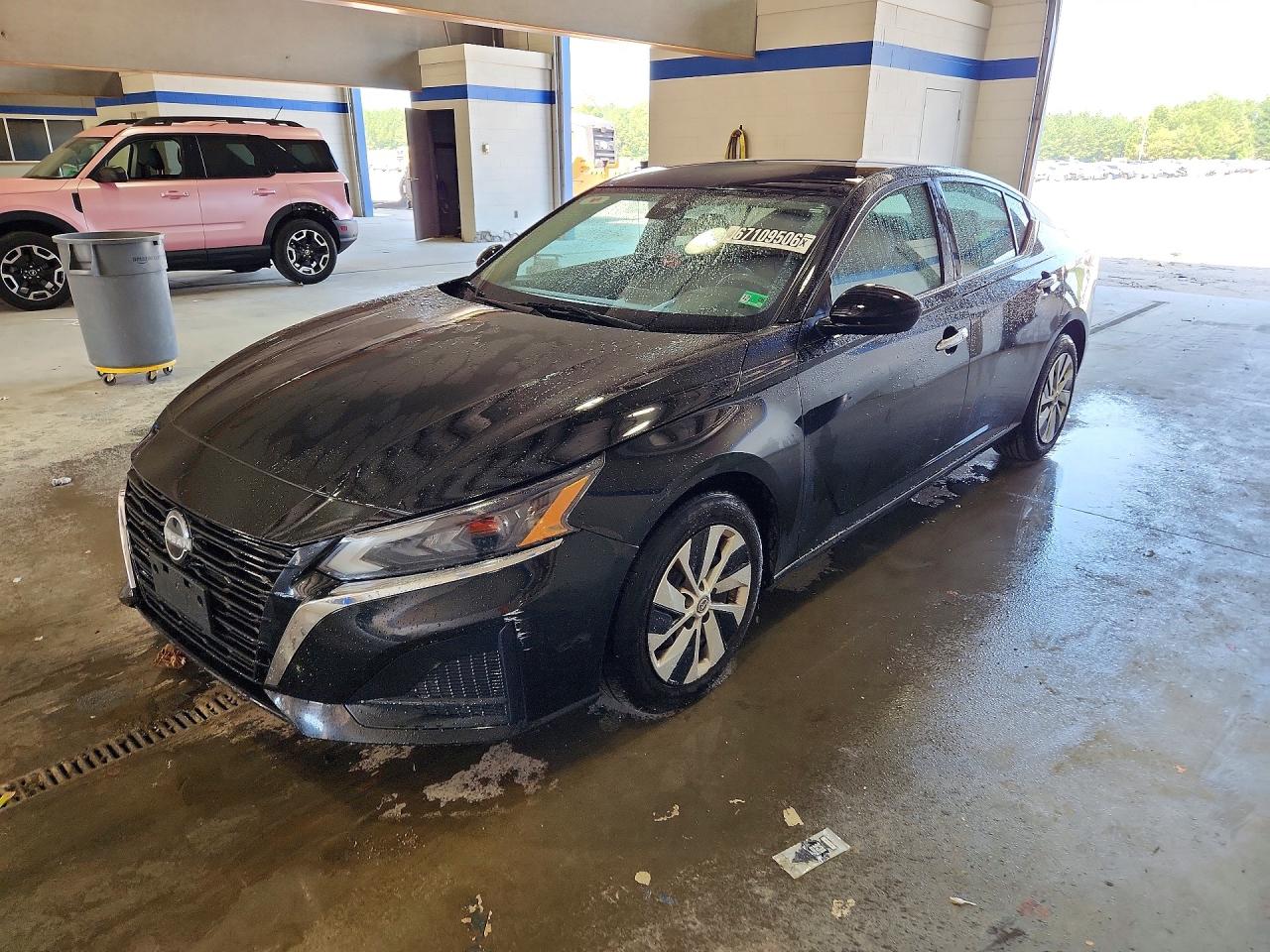 2023 NISSAN ALTIMA S