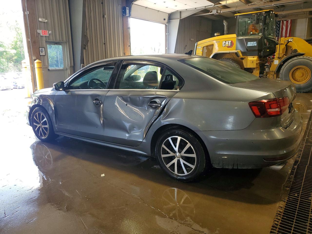 2017 VOLKSWAGEN JETTA SE — снимка 2