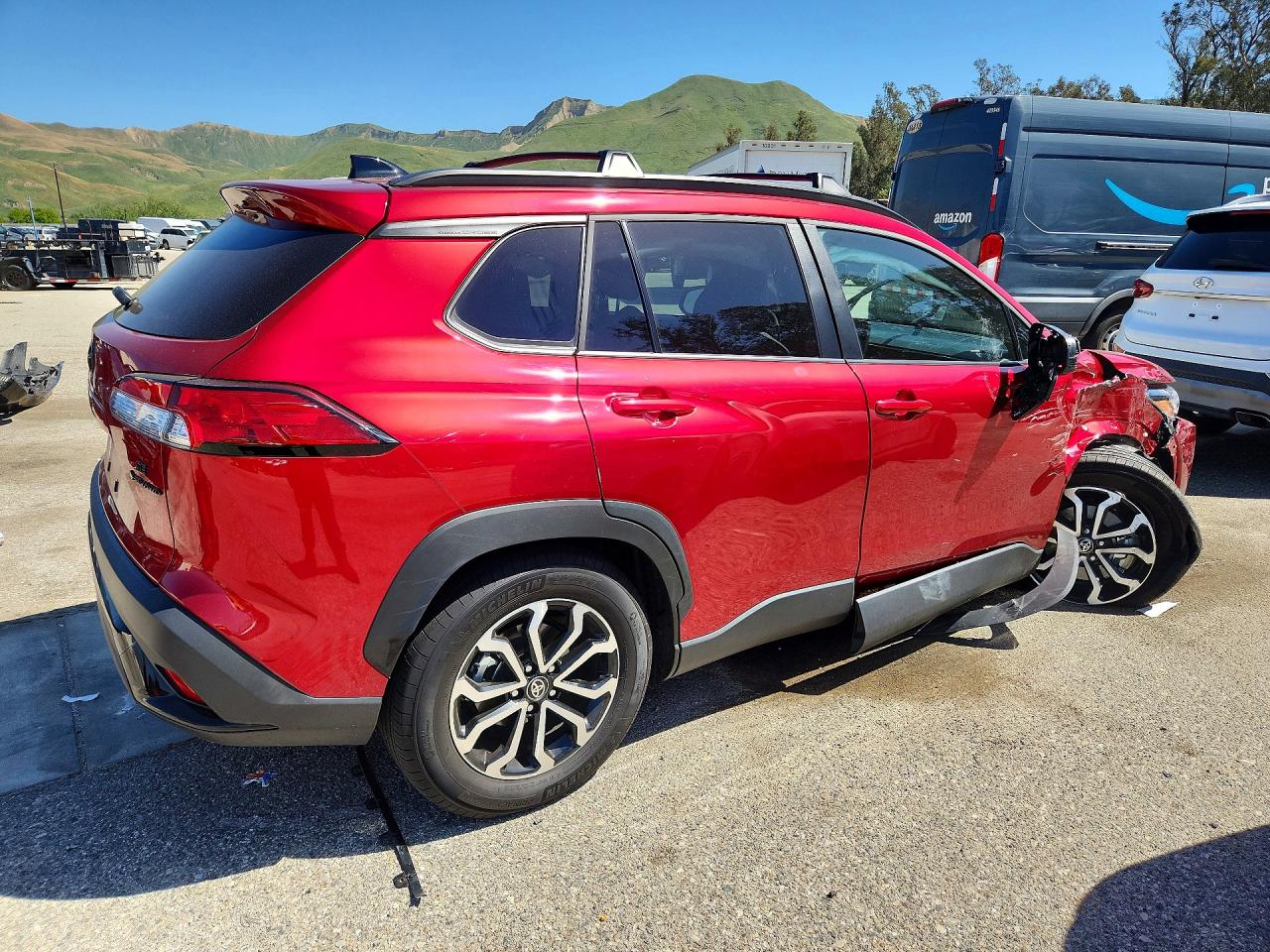 2025 TOYOTA COROLLA CROSS HYBRID SE — снимка 3