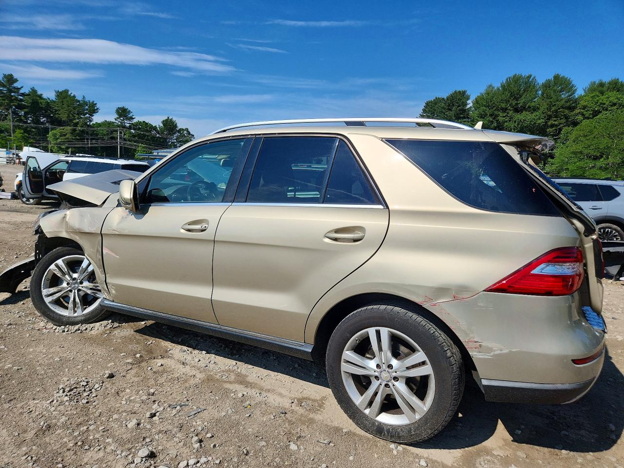 2013 MERCEDES-BENZ ML 350 4MATIC — снимка 2