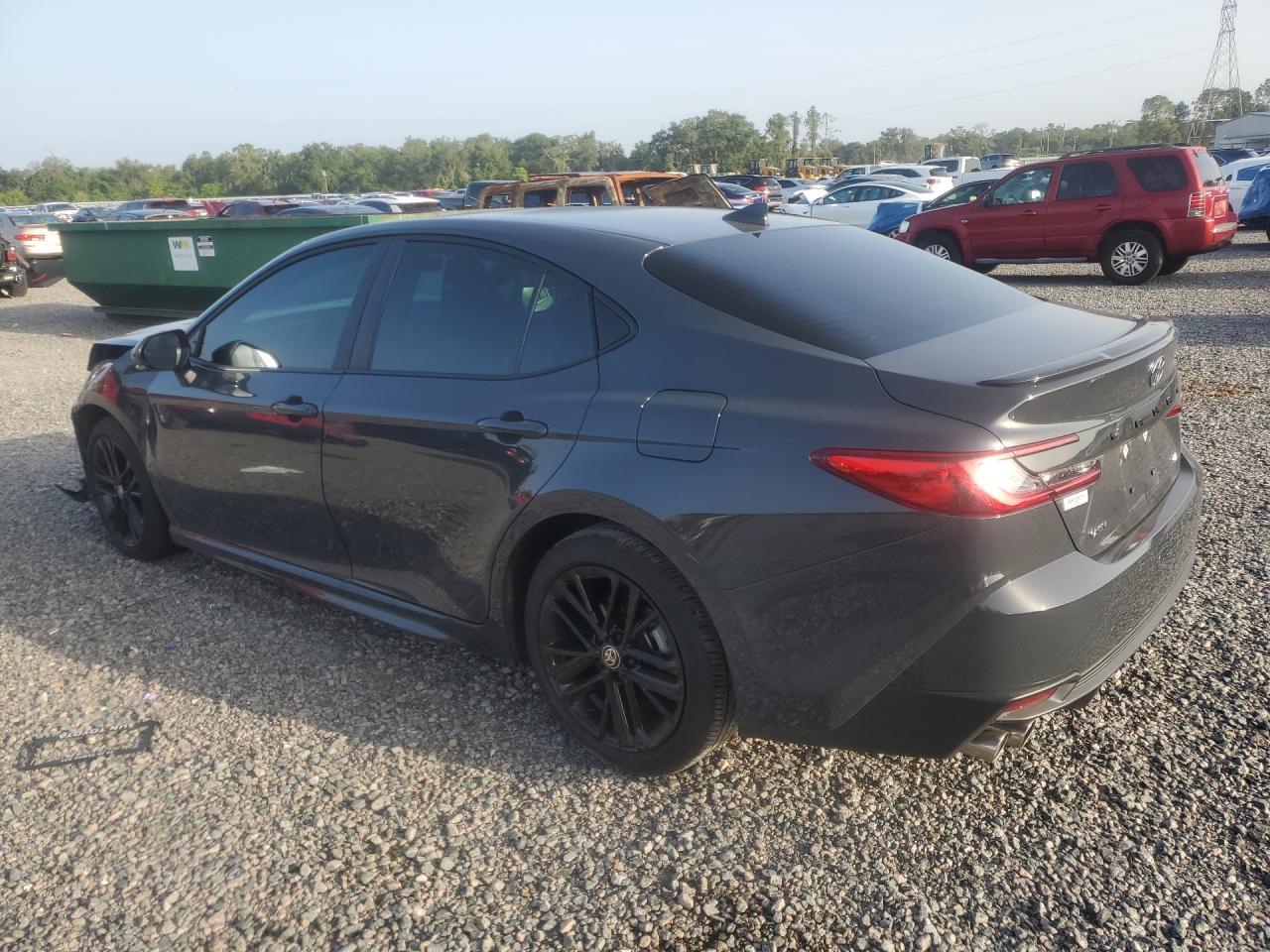 2026 TOYOTA CAMRY SE — снимка 2