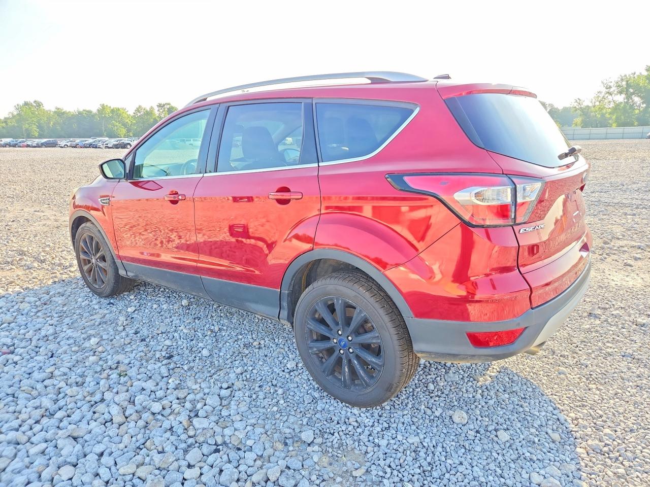 2017 FORD ESCAPE TITANIUM — снимка 2