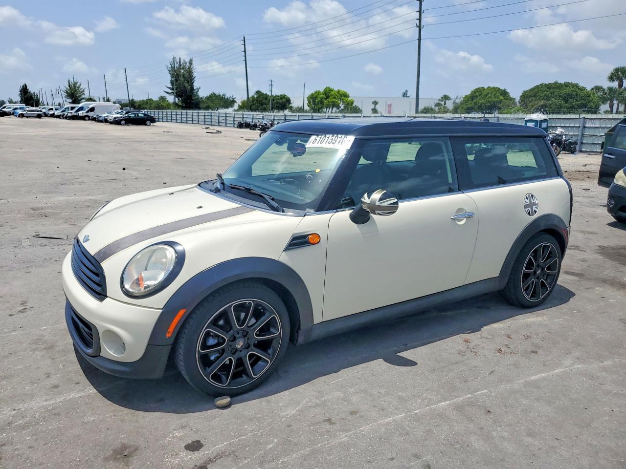 2013 MINI COOPER CLUBMAN