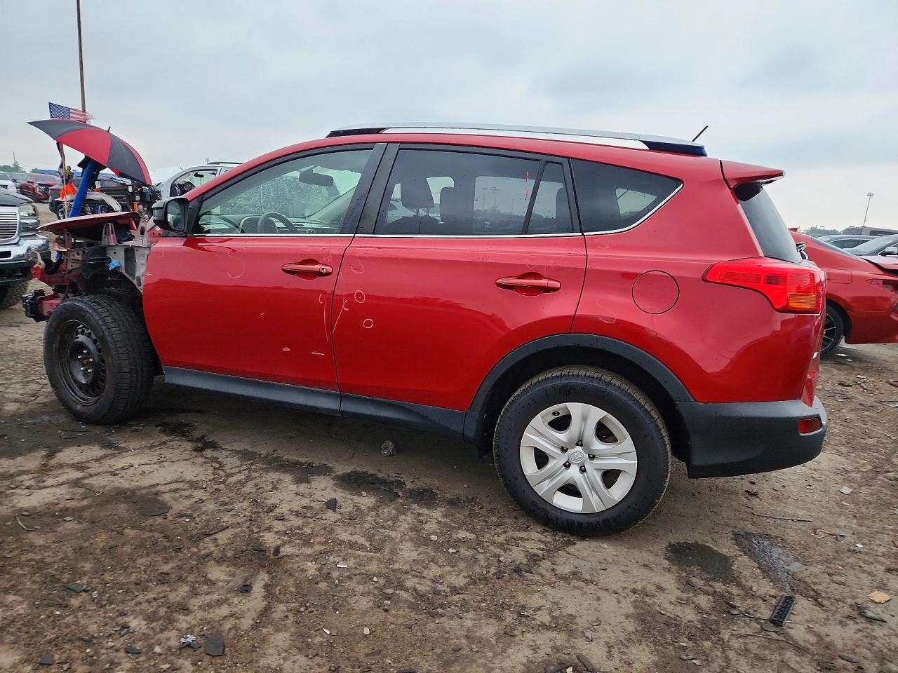 2015 TOYOTA RAV4 LE — снимка 2