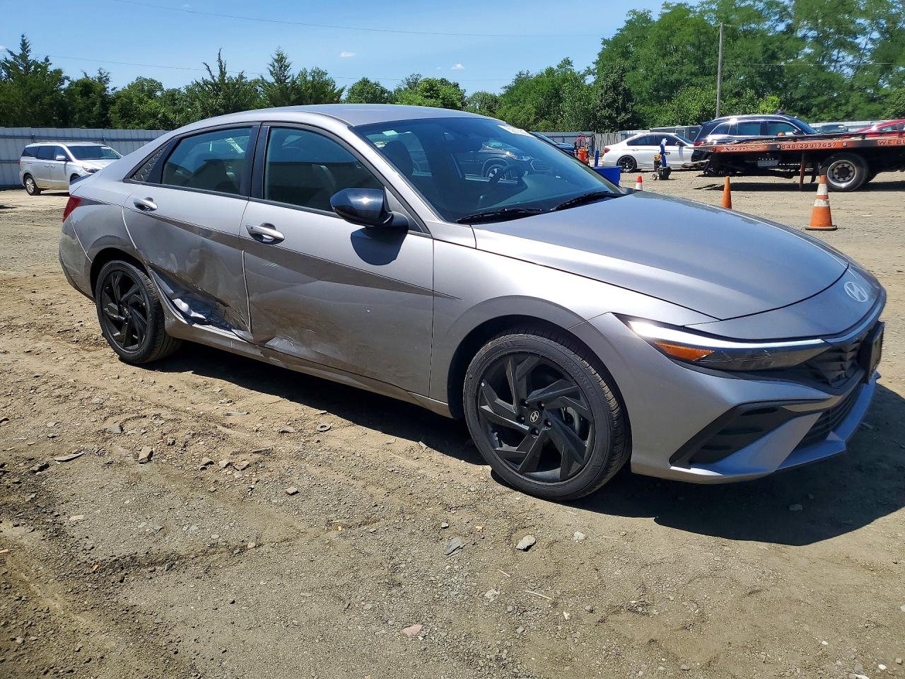 2026 HYUNDAI ELANTRA SEL SPORT — снимка 4