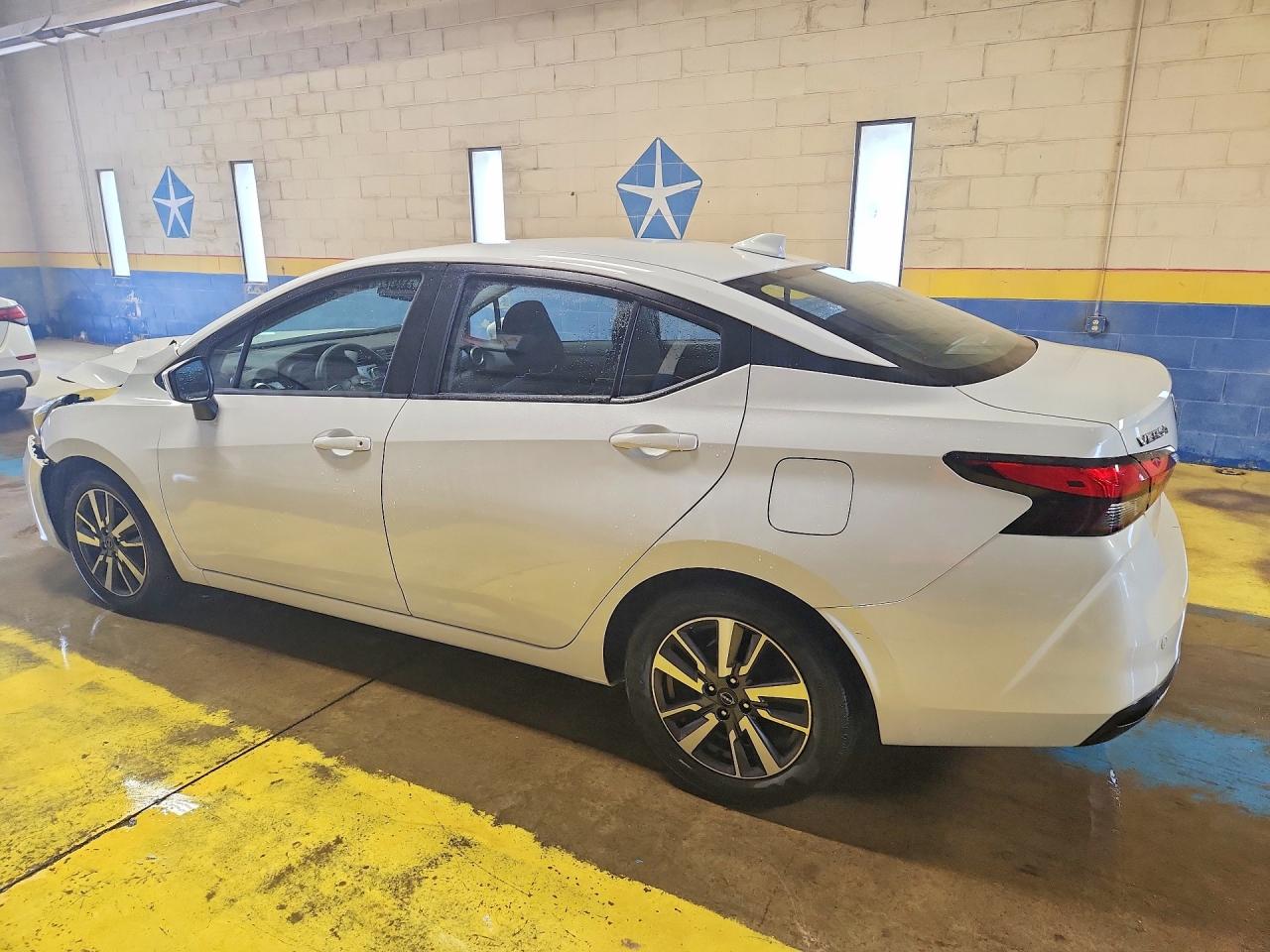 2025 NISSAN VERSA SV — снимка 2