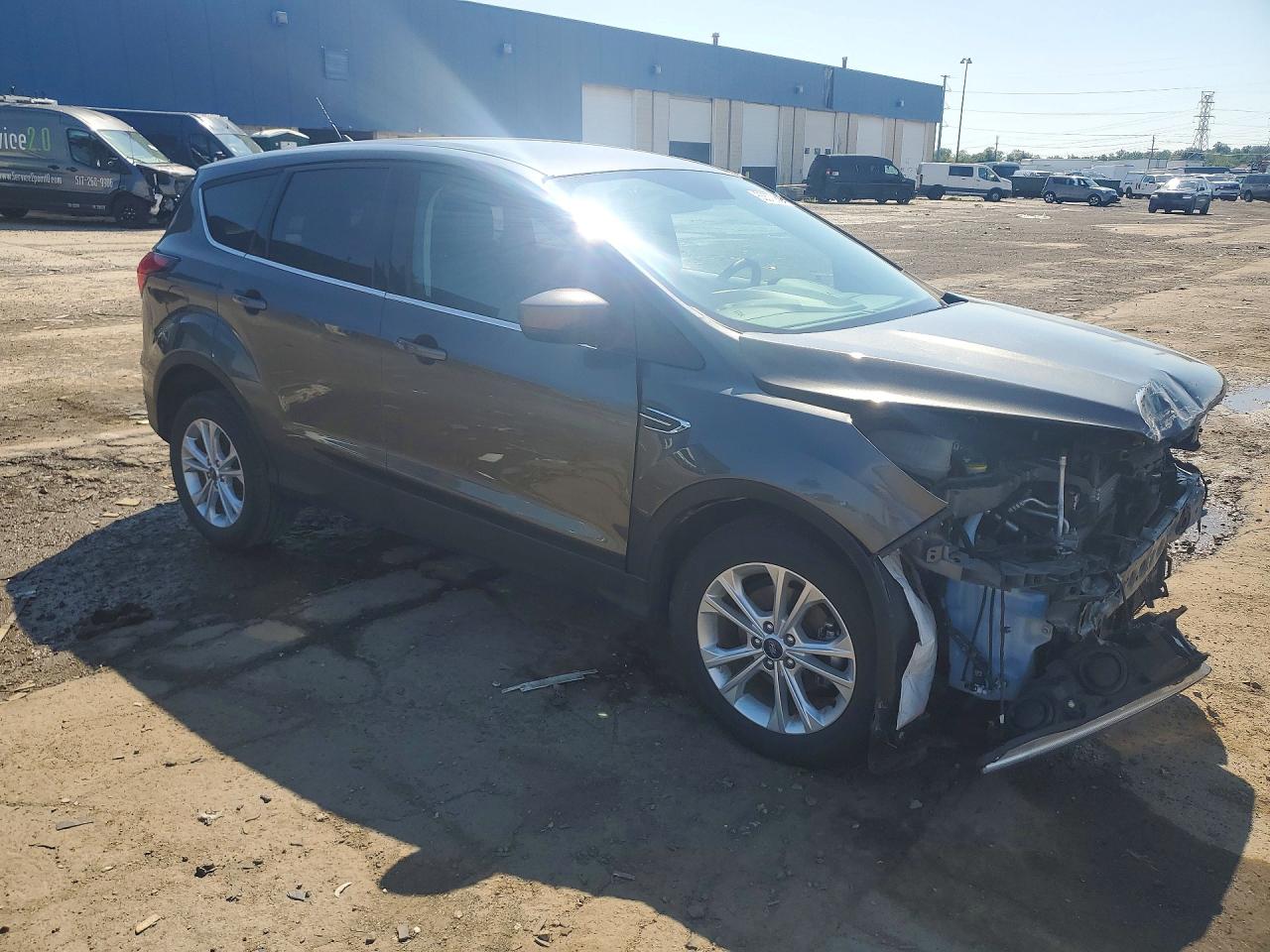 2019 FORD ESCAPE SE — снимка 4