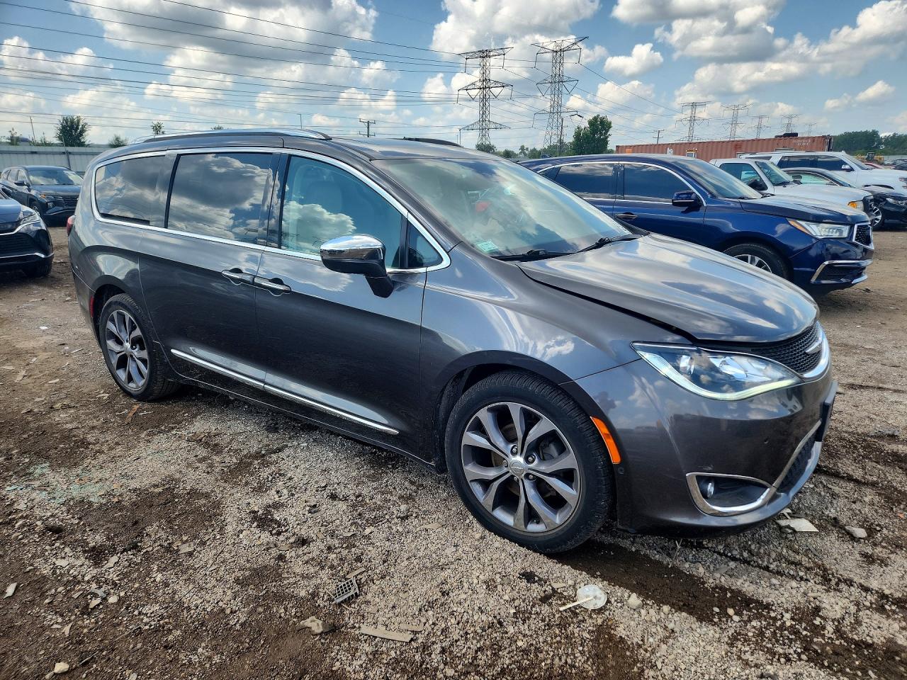 2017 CHRYSLER PACIFICA LIMITED — снимка 4