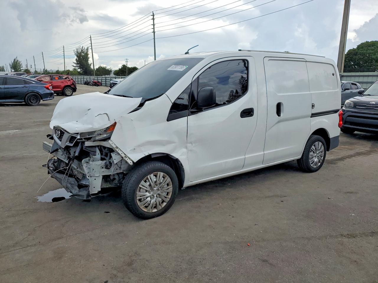 2019 NISSAN NV200 S