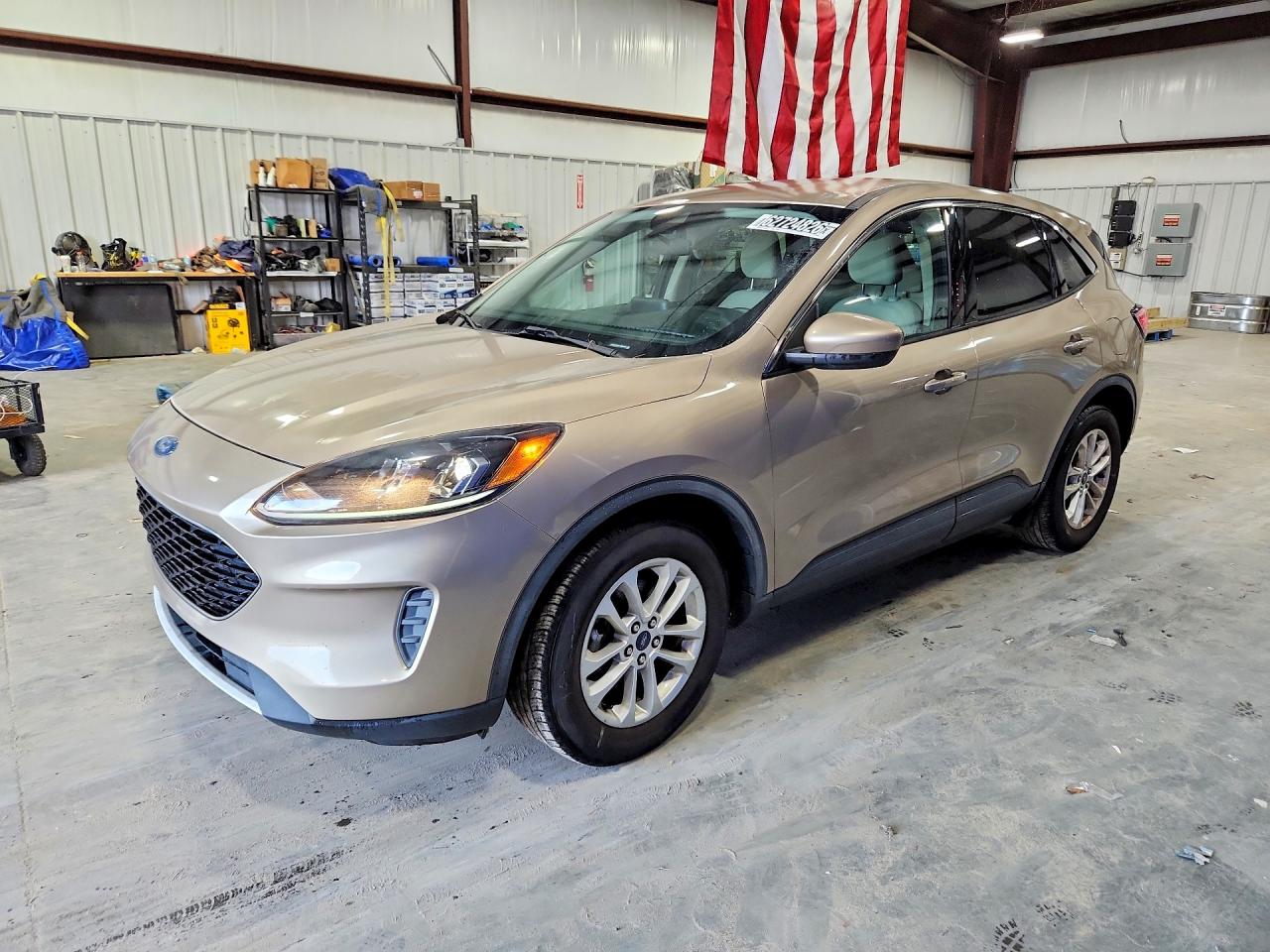2020 FORD ESCAPE SE
