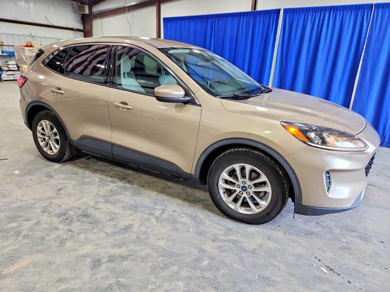 2020 FORD ESCAPE SE — снимка 4