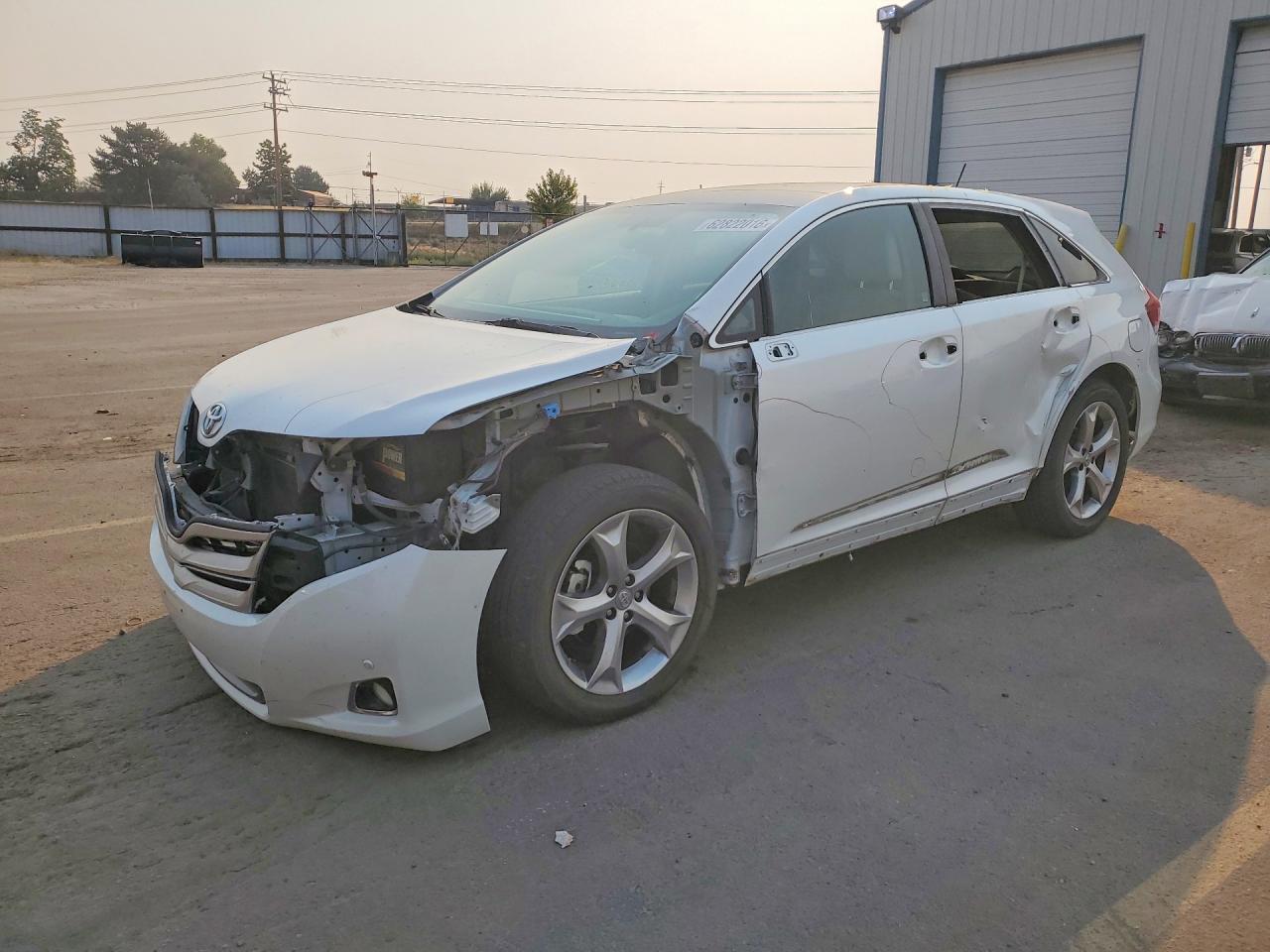 2015 TOYOTA VENZA LIMITED