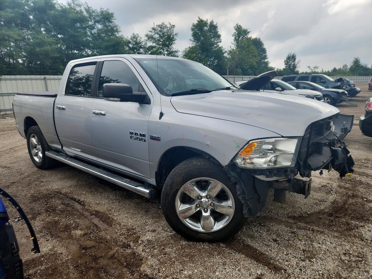 2016 RAM 1500 SLT — снимка 4