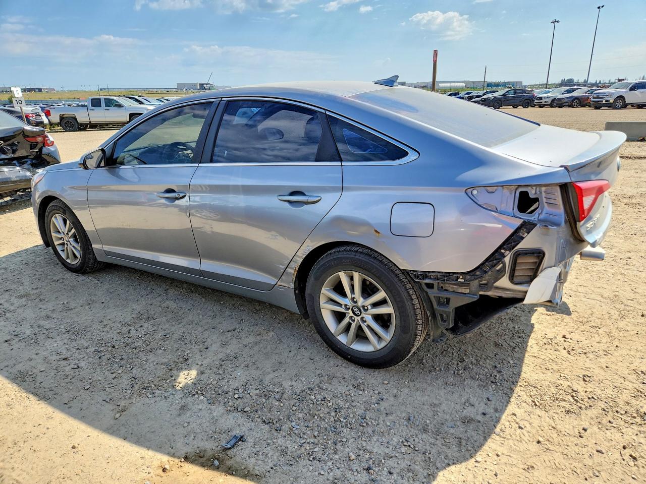 2015 HYUNDAI SONATA SE — снимка 2