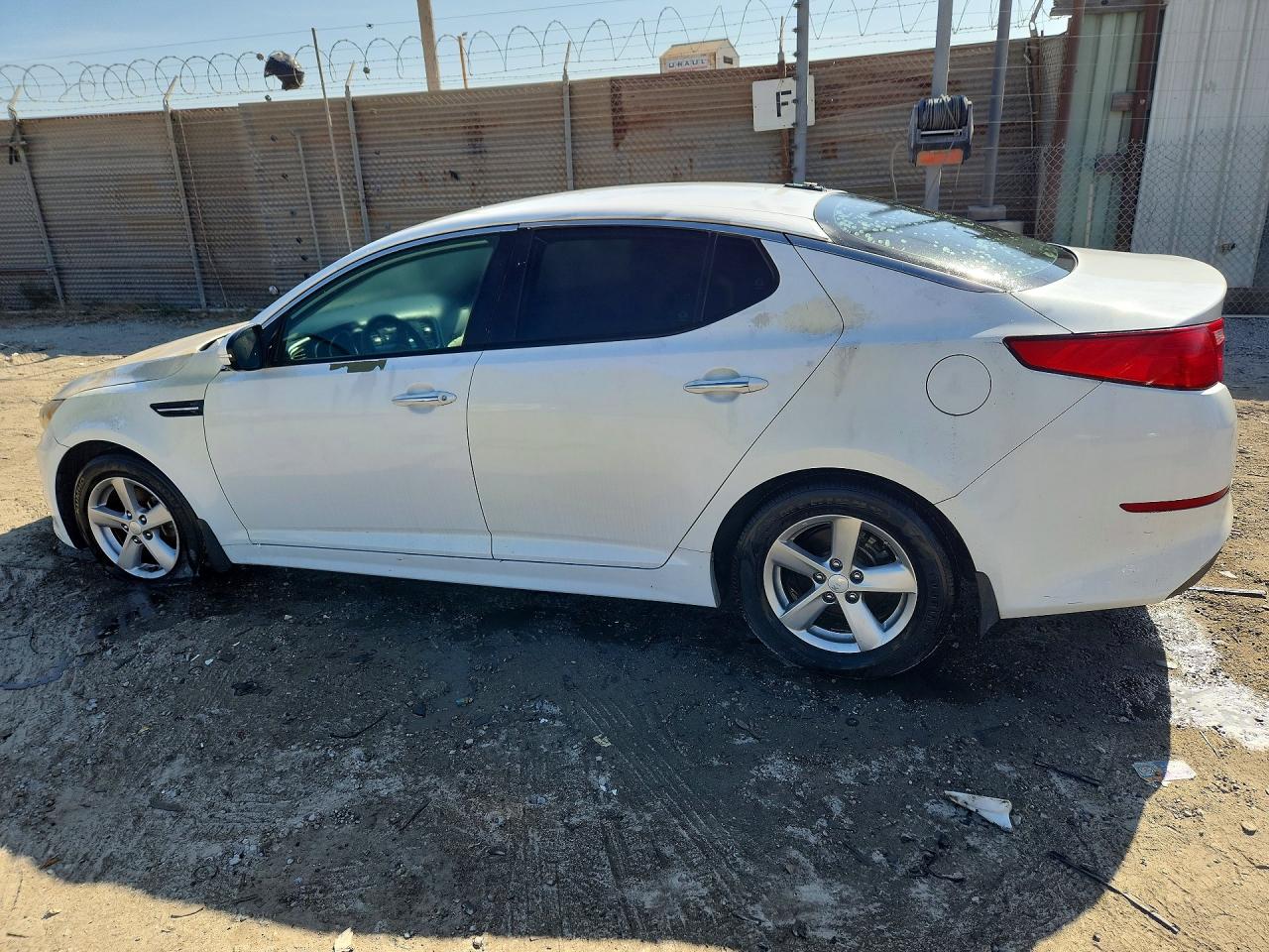 2015 KIA OPTIMA LX — снимка 2