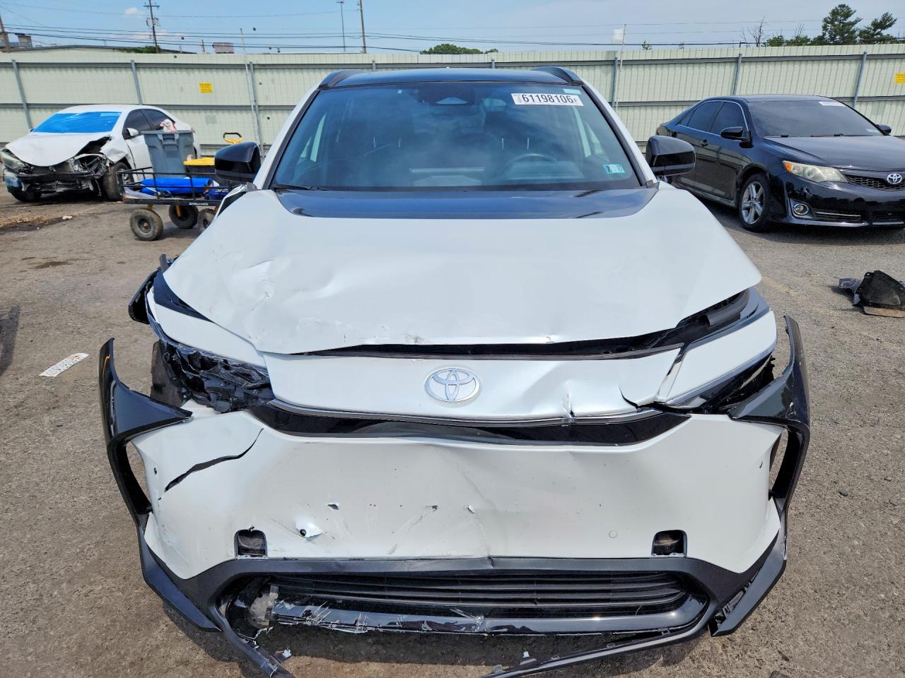 2024 TOYOTA BZ4X XLE — снимка 5