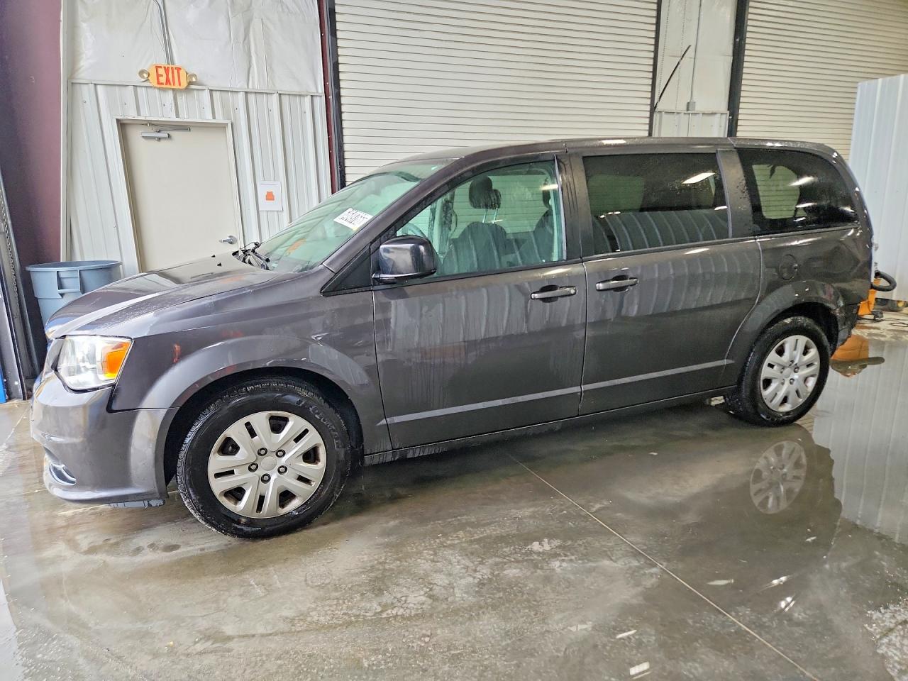 2018 DODGE GRAND CARAVAN SE