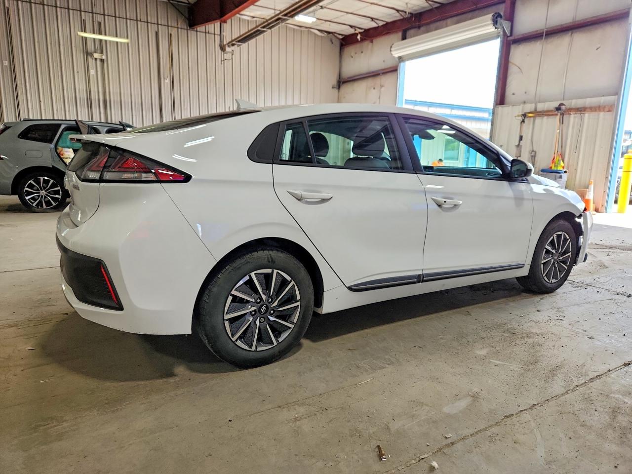 2021 HYUNDAI IONIQ SE — снимка 3