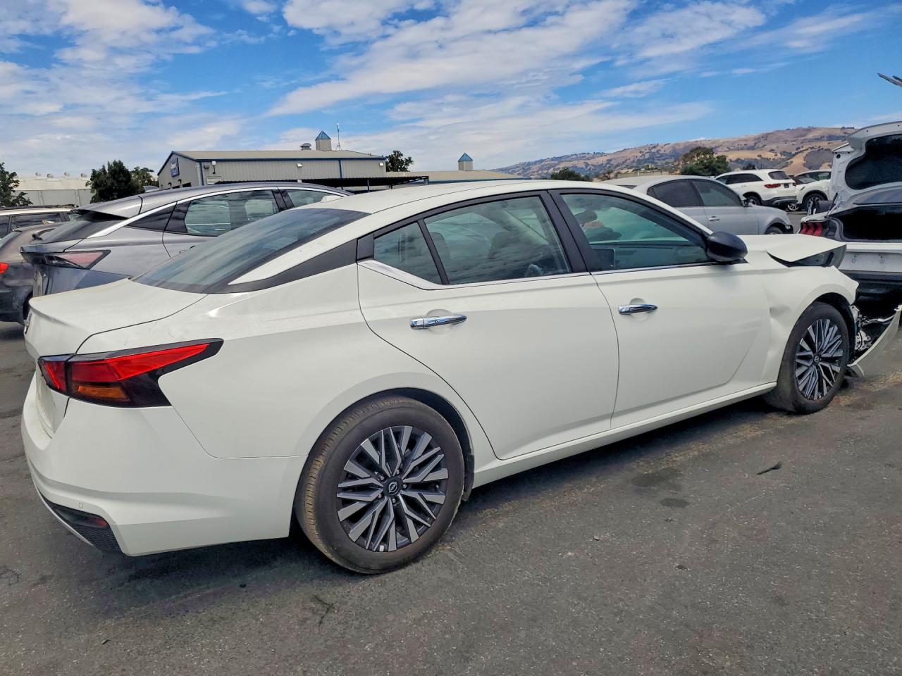 2025 NISSAN ALTIMA SV — снимка 3