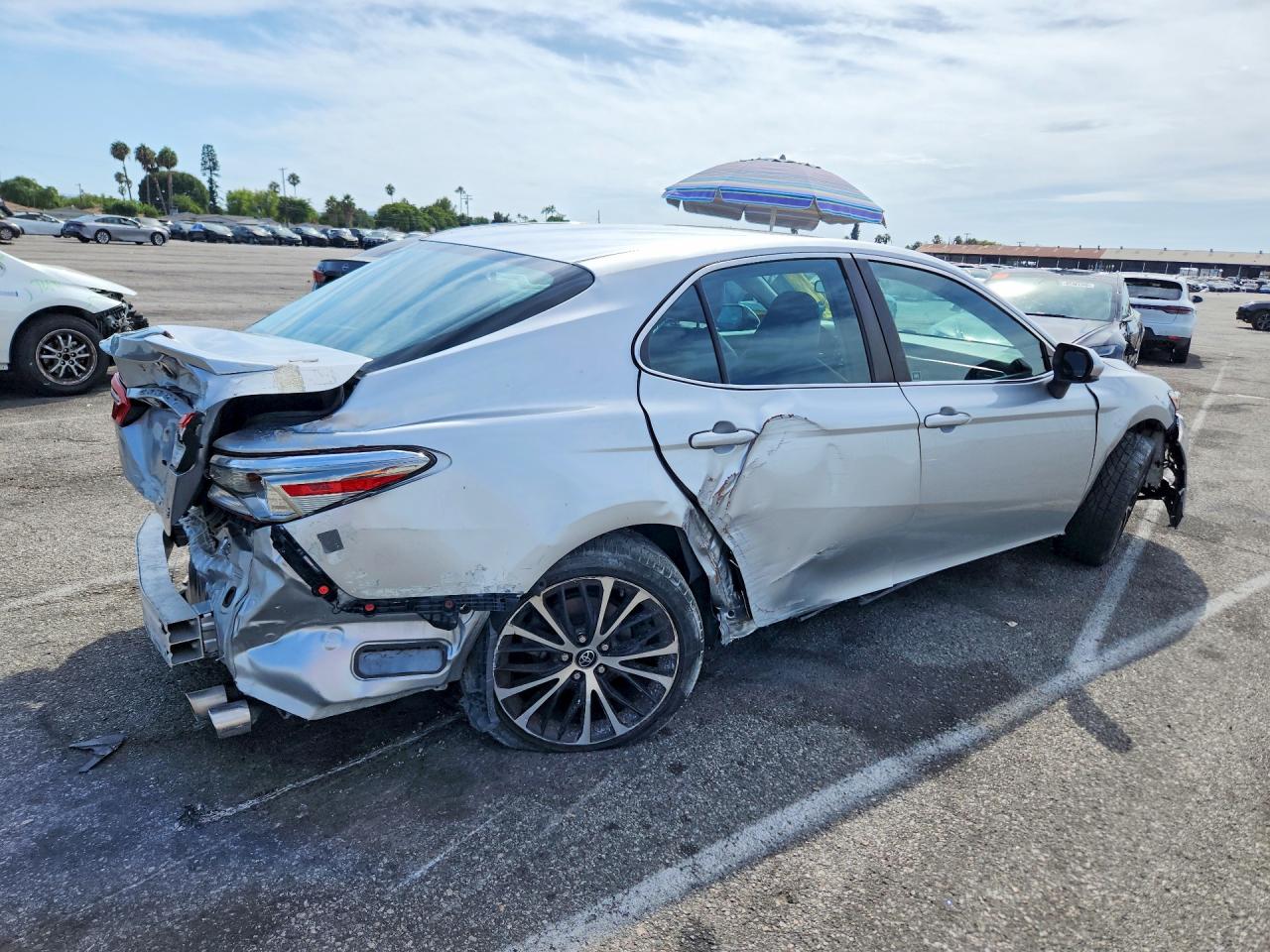2018 TOYOTA CAMRY SE — снимка 3