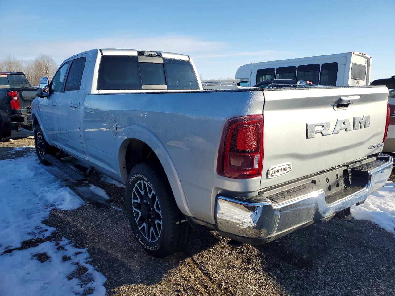 2026 RAM 2500 LIMITED — photo 2