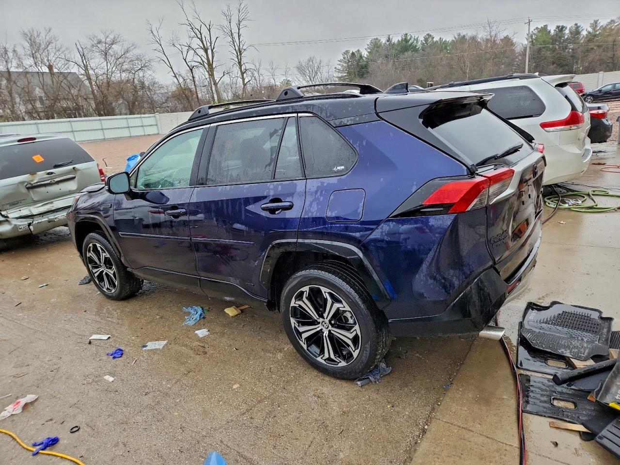 2022 TOYOTA RAV4 PRIME XSE — снимка 2