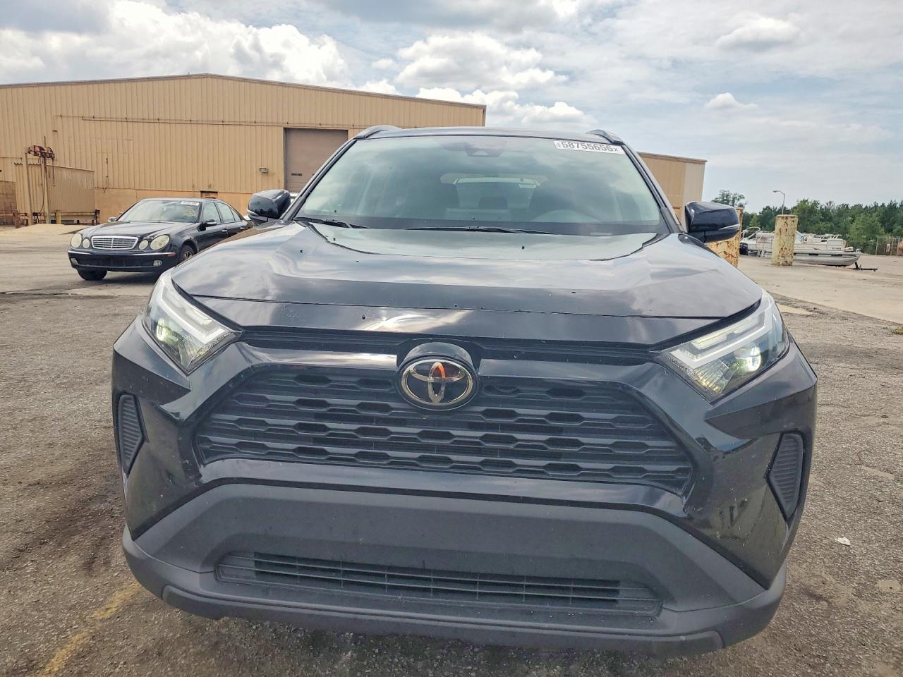 2023 TOYOTA RAV4 XLE — снимка 5